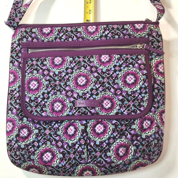 Vera Bradley Zip Hipster Crossbody Bag Lilac Medallion Purple Floral Lightweight - Picture 7 of 16